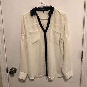 Express white and black outlined blouse